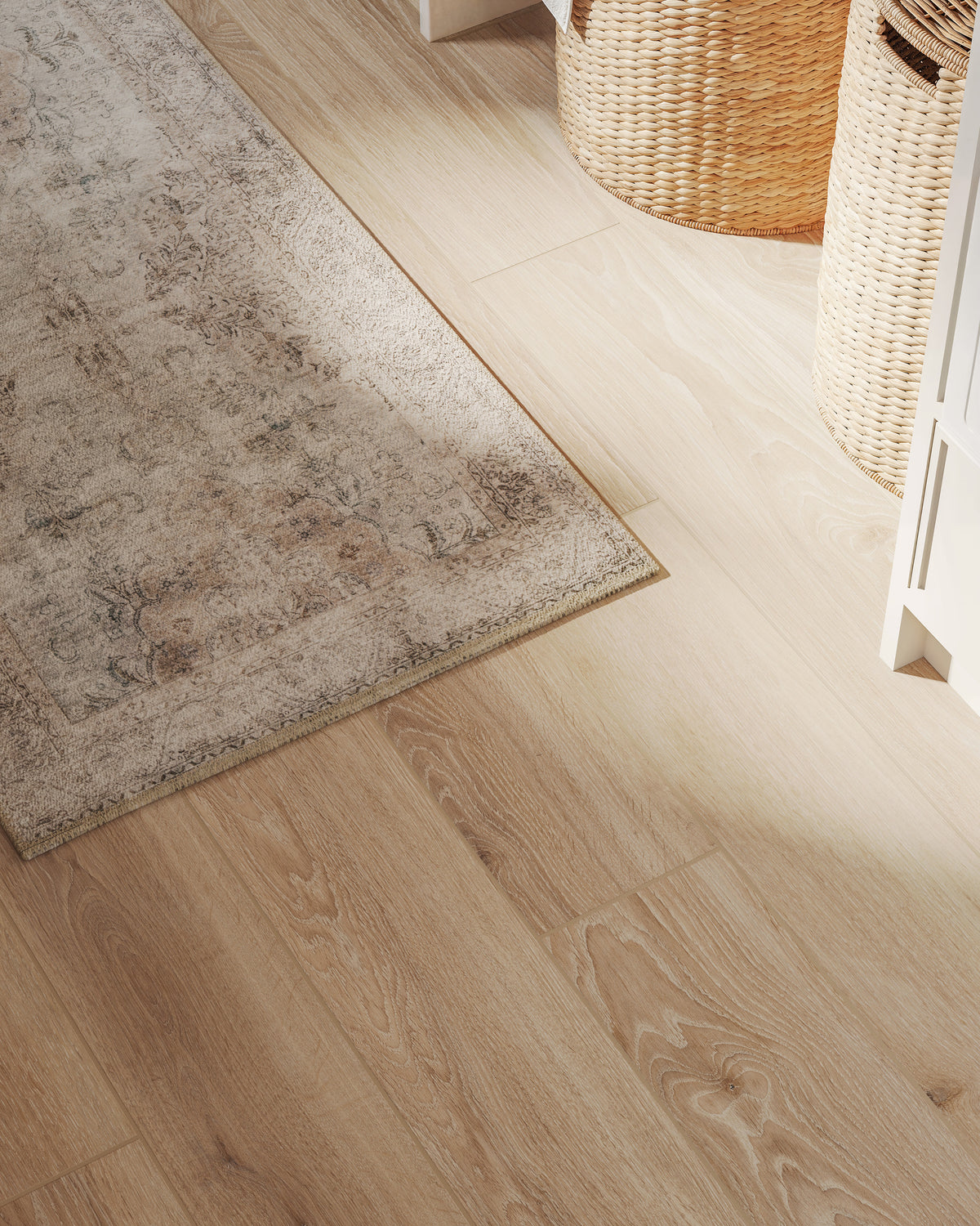 Pascal Rug in Platinum / Mist