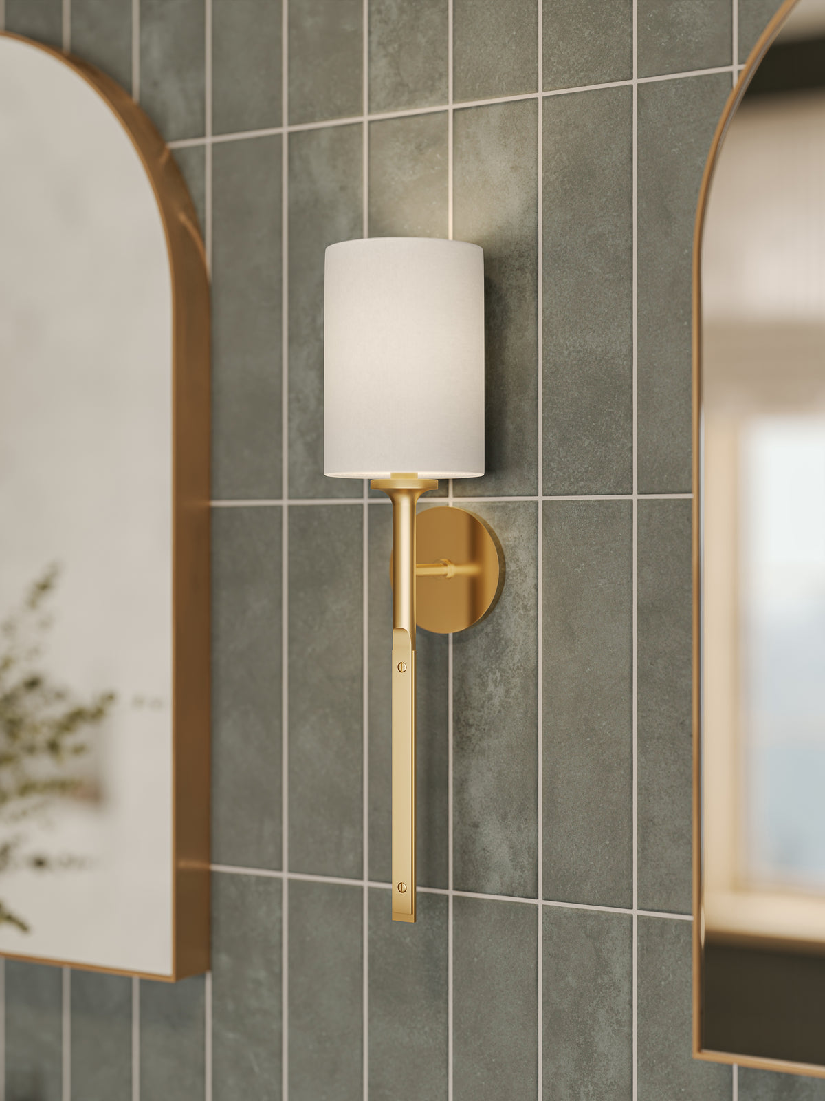 Geraldine Wall Sconce in Aged Brass