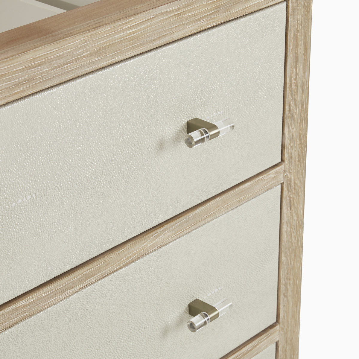 Daisy 36" Single Vanity in Sunwashed Oak with Embossed Shagreen and 3 cm White Zeus Quartz Top
