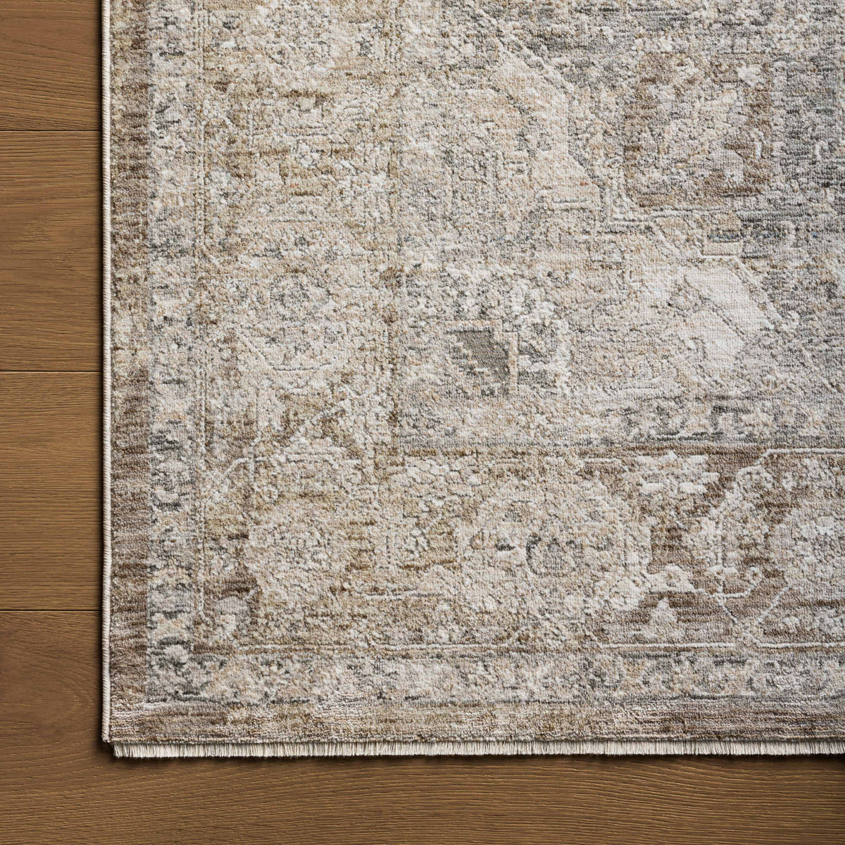 Haverford Rug in Ecru / Mist